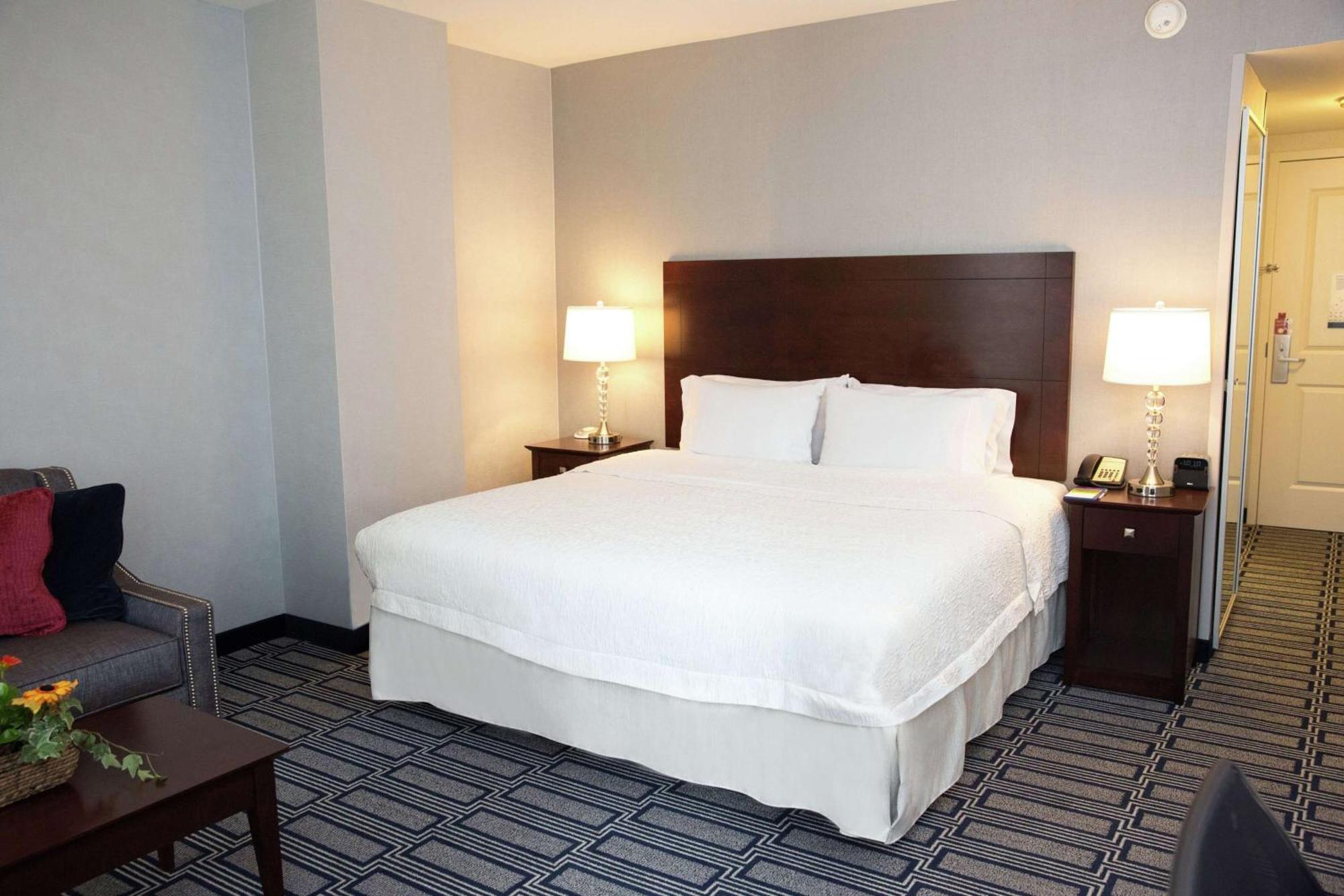 Hampton Inn & Suites Providence Downtown Εξωτερικό φωτογραφία