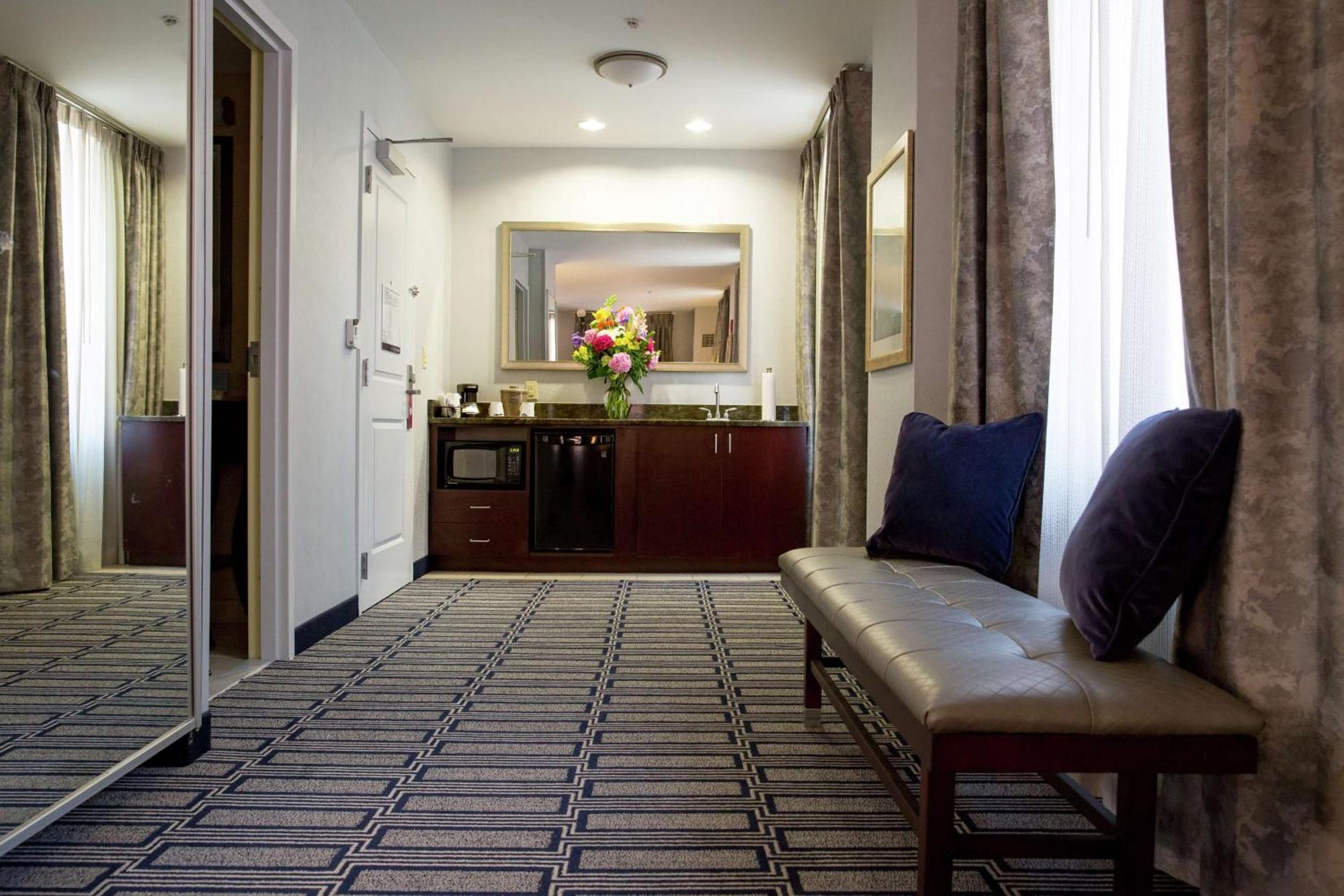 Hampton Inn & Suites Providence Downtown Εξωτερικό φωτογραφία
